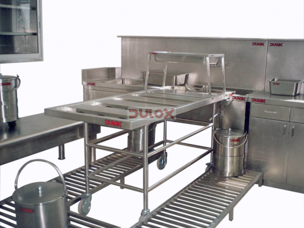 EQUIPAMIENTO TANATOLOGICO PARA AUTOPSIA